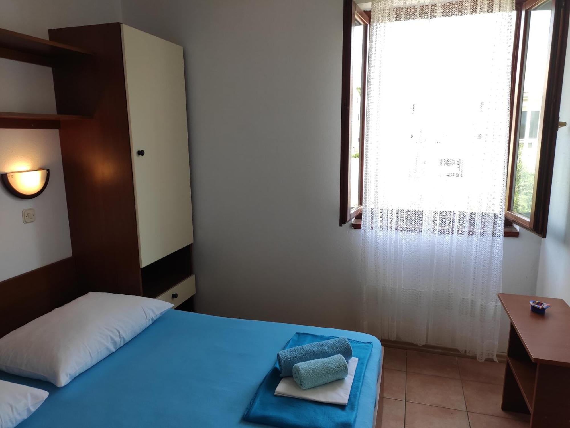 Apartments With A Parking Space Novalja, Pag - 6552 Room photo